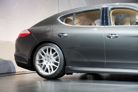 Porsche Panamera.   