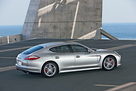 Porsche Panamera.   