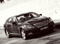 Lexus гибридный, шестисотый, тест-драйв LS600h L (фото)
