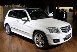 Mercedes озвучил российские цены на кроссовер GLK (фото)
