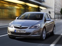 Компания Opel рассекретила хэтчбек Astra нового поколения (видео)