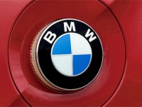  BMW    -  