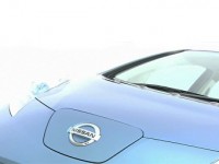 Nissan представила первый серийный электрокар