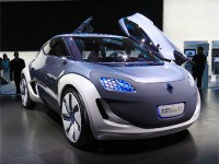 Renault подтвердила свои планы по серийному выпуску двух электромобилей