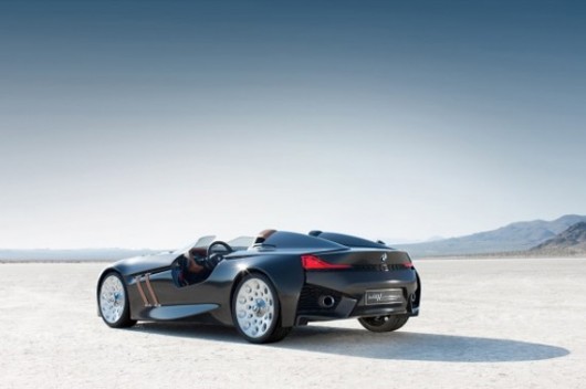 :  BMW 328 Hommage