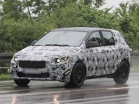 Компания BMW приступила к испытаниям переднеприводной модели (фото)