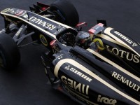 Команда Renault откажется от переднего выхлопа