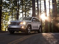 Американцы покажут в январе электрический Jeep Grand Cherokee