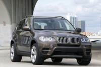 BMW проведет массовый отзыв X5 и Х6