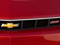 Появилось первое изображение обновленного Chevrolet Camaro (фото)