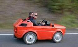 BMW выпустит мини-MINI BMW выпустит мини-MINI