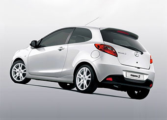 Трехдверную Mazda2 представят в Женеве Трехдверную Mazda2 представят в Женеве