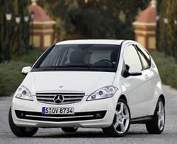 Новый Mercedes - он паркуется сам! (фото)
Новый Mercedes - он паркуется сам! (фото)