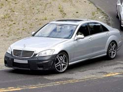 Mercedes сделает S65 AMG еще круче
Mercedes сделает S65 AMG еще круче