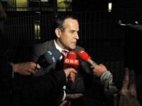 Германия подтвердила продажу Opel Сбербанку и Magna
Германия подтвердила продажу Opel Сбербанку и Magna