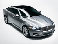 Появились официальные фотографии Jaguar XJ нового поколения
Появились официальные фотографии Jaguar XJ нового поколения