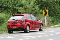 ����������� ������� Mazda2 ��������� � ������
