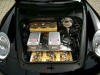 Porsche будет выпускать недорогие модели и электромобили
Porsche будет выпускать недорогие модели и электромобили