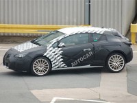 ����� ��������� Opel Astra OPC ������� 300-������� �����
