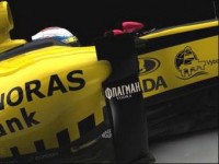 Спонсором Виталия Петрова стала водка Спонсором Виталия Петрова стала водка