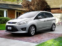 В США компактвэн Ford С-Max можно будет открывать ногой В США компактвэн Ford С-Max можно будет открывать ногой