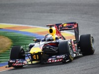 Феттель стал быстрейшим в первый день тестов Формулы-1
Феттель стал быстрейшим в первый день тестов Формулы-1