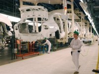 Honda сократит выпуск машин в США из-за землетрясения в Японии Honda сократит выпуск машин в США из-за землетрясения в Японии