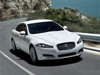 Внешность Jaguar XF подтянули к флагманскому седану
Внешность Jaguar XF подтянули к флагманскому седану