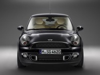 ��� ������ MINI ������� ��������� ������ Goodwood