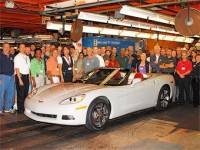 Концерн GM начал готовиться к выпуску нового Chevrolet Corvette Концерн GM начал готовиться к выпуску нового Chevrolet Corvette