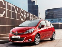 ����� Toyota Yaris ������� ��������� ����� (����)