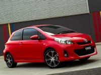 Появились фотографии трехдверного Toyota Yaris Появились фотографии трехдверного Toyota Yaris