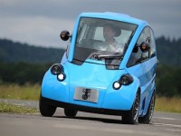 Разработчик авто McLaren F1 построил маленький электромобиль T.27 (фото) Разработчик авто McLaren F1 построил маленький электромобиль T.27 (фото)