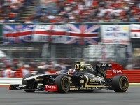 В команде Renault нашли причины отставания от конкурентов В команде Renault нашли причины отставания от конкурентов