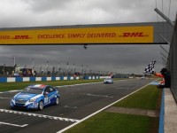 Иван Мюллер принес Chevrolet дубль на британском этапе WTCC Иван Мюллер принес Chevrolet дубль на британском этапе WTCC