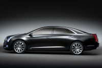 Cadillac показал сразу две модели (фото) Cadillac показал сразу две модели (фото)