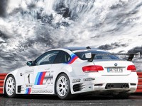 Тюнеры сделали BMW M3 похожим на гоночной болид для Тюнеры сделали BMW M3 похожим на гоночной болид для