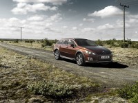 Спецверсию вседорожного универсала Peugeot раскупили за три дня Спецверсию вседорожного универсала Peugeot раскупили за три дня