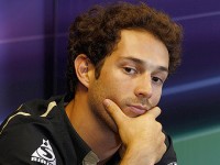 Сенна потерял место в Lotus вслед за Петровым Сенна потерял место в Lotus вслед за Петровым