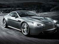 В 2012 году Aston Martin лишит крыши суперкар V12 Vantage В 2012 году Aston Martin лишит крыши суперкар V12 Vantage