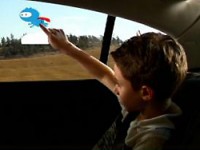 GM решила создать интерактивные стекла дверей задних пассажиров GM решила создать интерактивные стекла дверей задних пассажиров