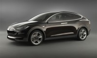 ���������� Tesla X: � ��������, � �������, � ���������