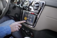 Первая мультимедийная система Dacia появилась на дешевом компактвэне Первая мультимедийная система Dacia появилась на дешевом компактвэне