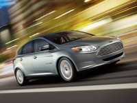 В Калифорнии электрическим Ford Focus разрешили ездить по спецполосам В Калифорнии электрическим Ford Focus разрешили ездить по спецполосам