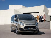 Ford показал коммерческий фургон Tourneo (фото) Ford показал коммерческий фургон Tourneo (фото)