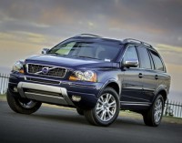 Volvo омолодила старика XC90 (фото)
Volvo омолодила старика XC90 (фото)