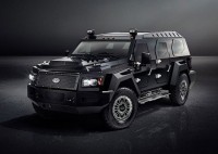 Канадцы построили внедорожник за 580 тысяч долларов Канадцы построили внедорожник за 580 тысяч долларов