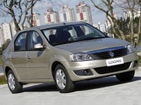 Седан Renault Logan получил новый интерьер (фото) Седан Renault Logan получил новый интерьер (фото)