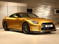 Nissan ������ � ����� ������������ ������������ �������� ������� GT-R