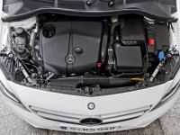 Mercedes-Benz рассказал о совместных с Renault двигателях Mercedes-Benz рассказал о совместных с Renault двигателях